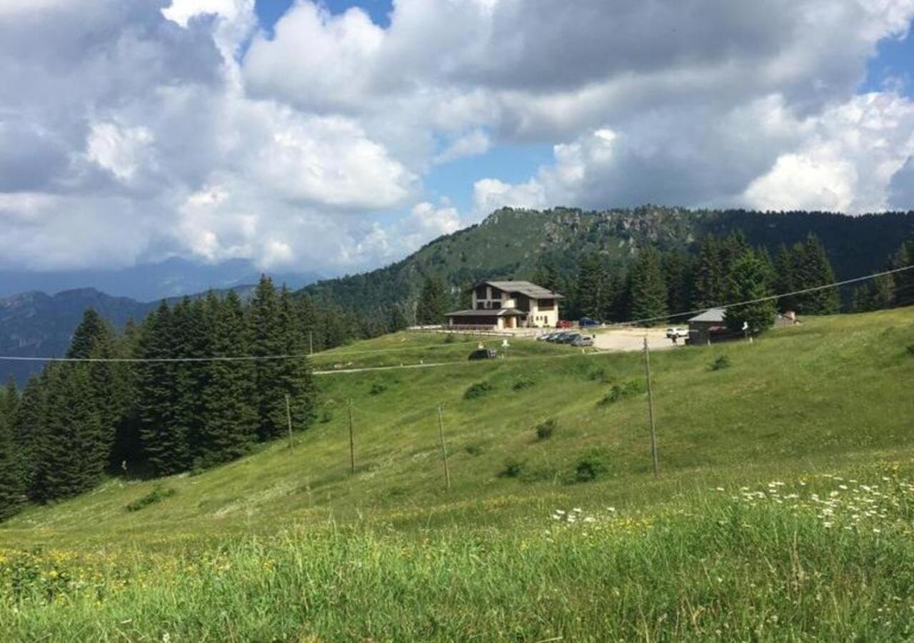 Rifugio Garibaldi เลโดร ภายนอก รูปภาพ